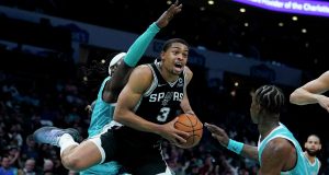 Keldon Johnson looks to be a leader for Spurs vs Hornets to start 2022 season.