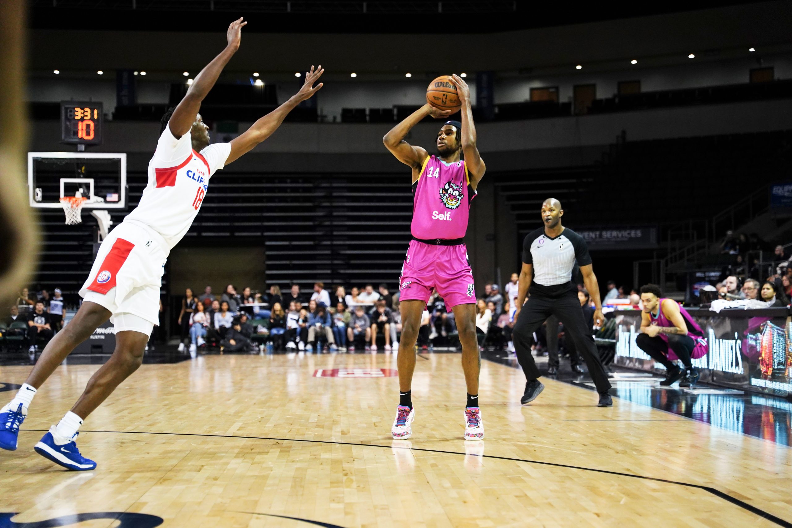 Austin Spurs Desperate to Save Playoff Hopes in Key Matchup vs. Sioux Falls
